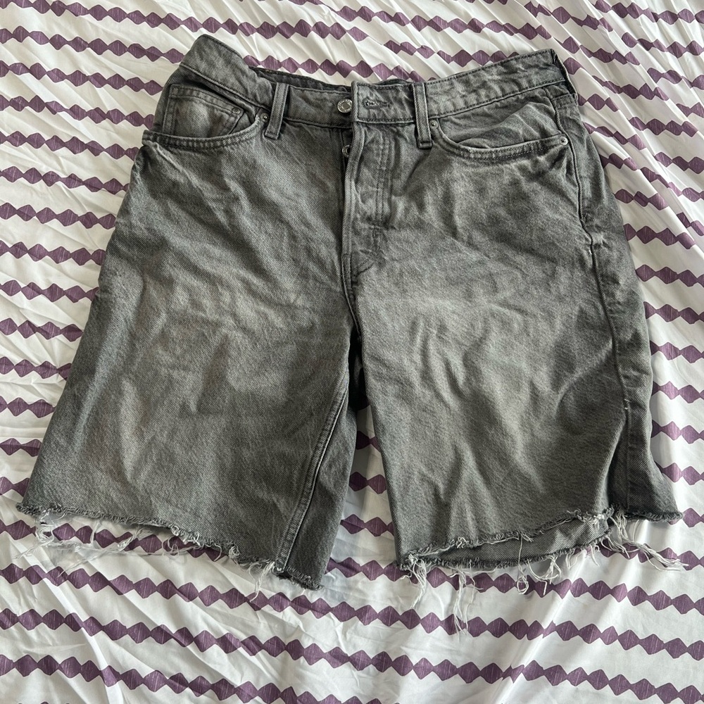 Casual Gray Denim Shorts for Women - Picture 2 of 5